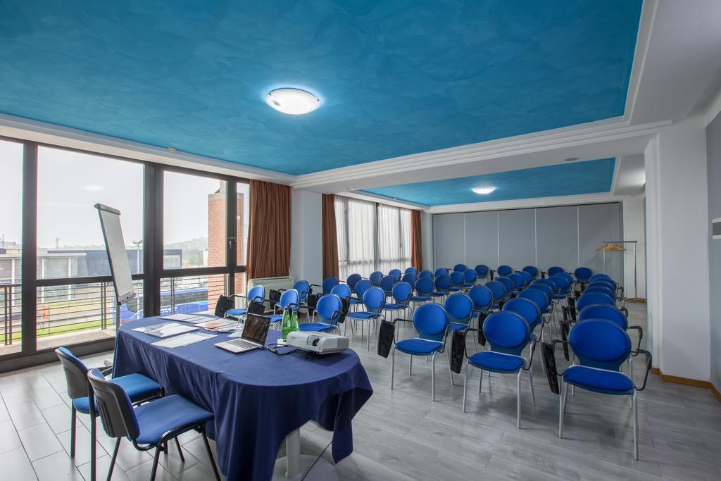 Hotel Garda Аффі Екстер'єр фото